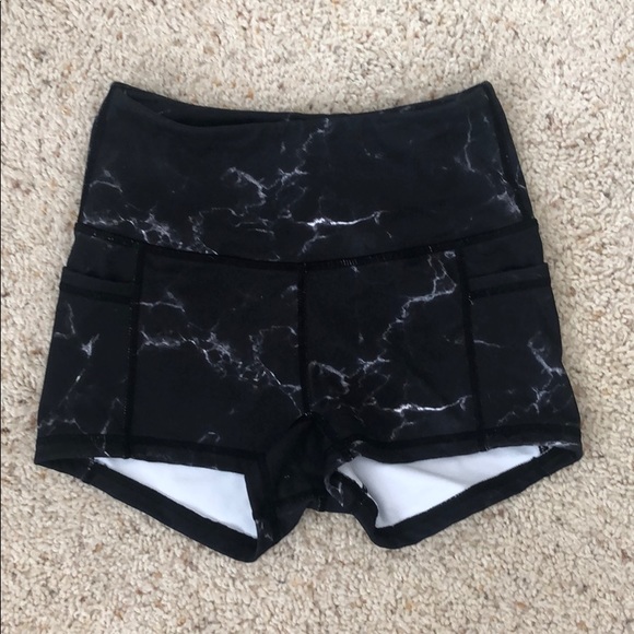 Buffbunny Collection Pants - Buffbunny black marble shorts